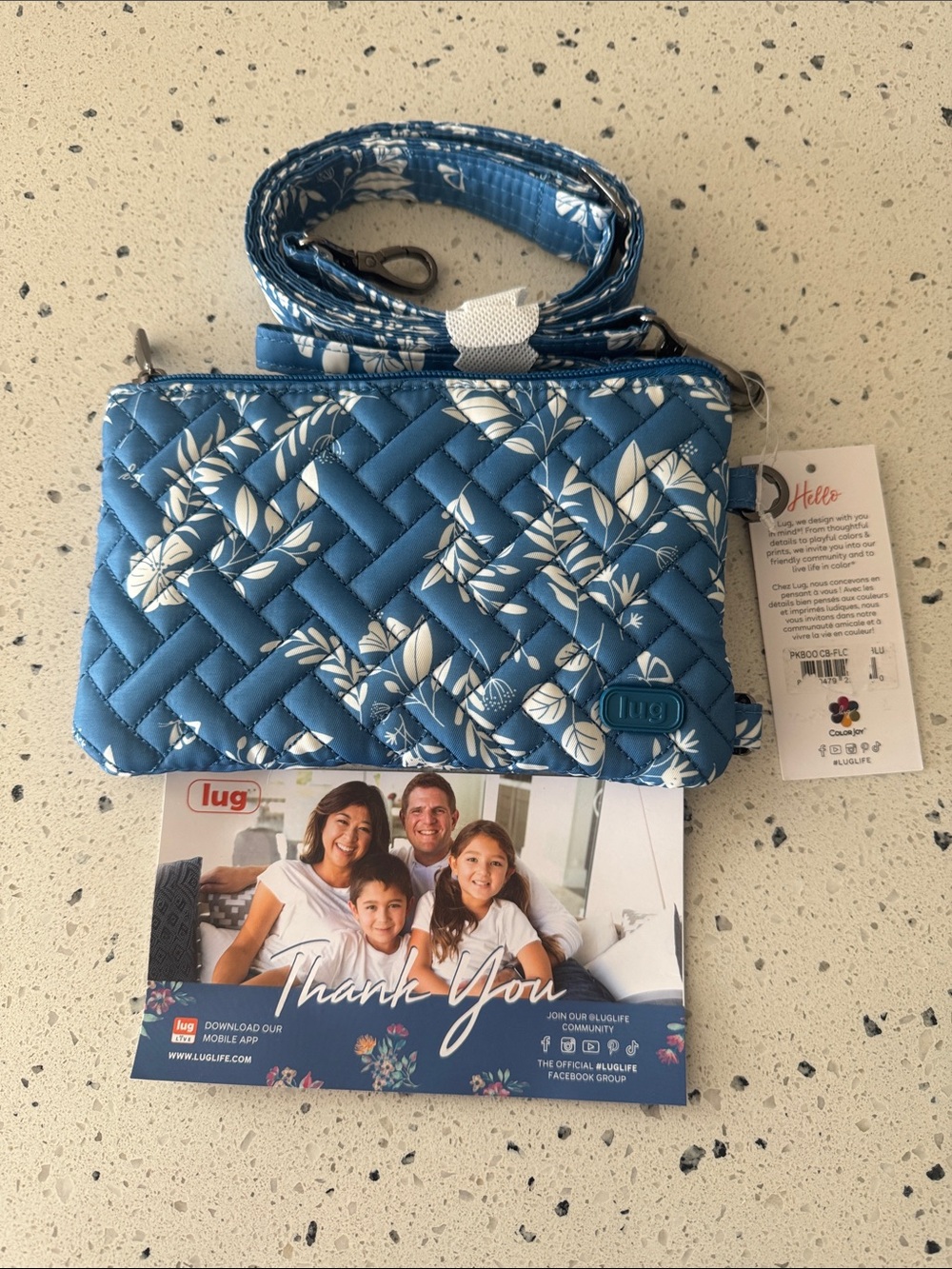 lug Peekaboo Florish Blue RFID Quilted Convertible Crossbody Bag Wristlet NWT
